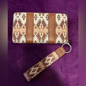 Wrangler Like New Wristlet